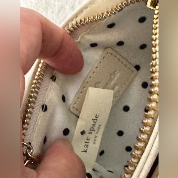 Kate Spade Cream and Black Color-Block Wallet 🤍🤍🤍 - Picture 6 of 8